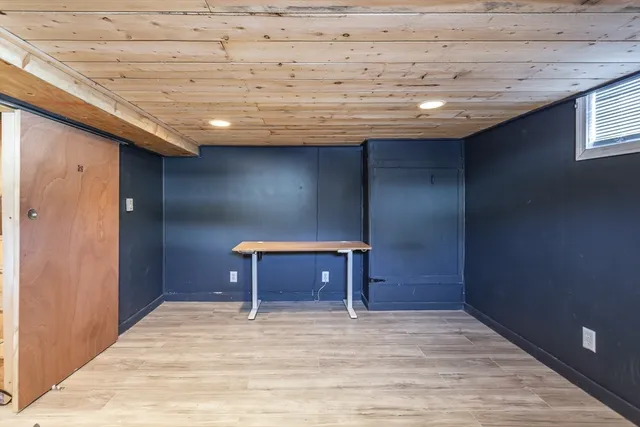 $414,900 | 17 Anawan Street, Taunton, MA 02780