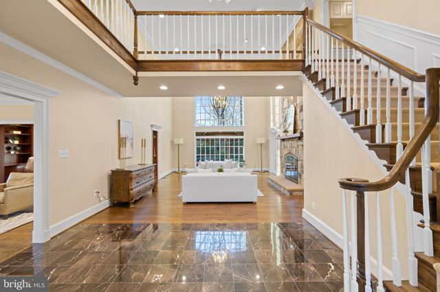 $2,600,000 | 1311 Summerwood Court, McLean, VA 22102