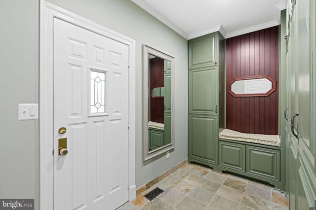 $2,600,000 | 1311 Summerwood Court, McLean, VA 22102