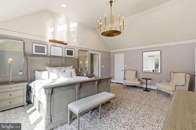 $2,600,000 | 1311 Summerwood Court, McLean, VA 22102