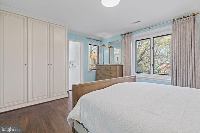 $2,600,000 | 1311 Summerwood Court, McLean, VA 22102