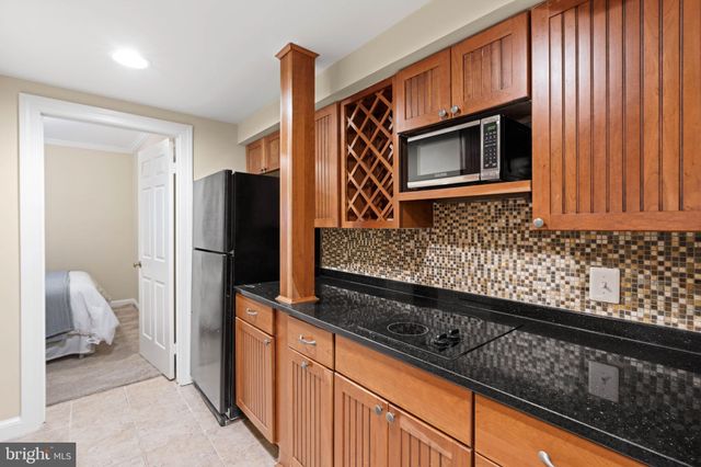 $2,600,000 | 1311 Summerwood Court, McLean, VA 22102