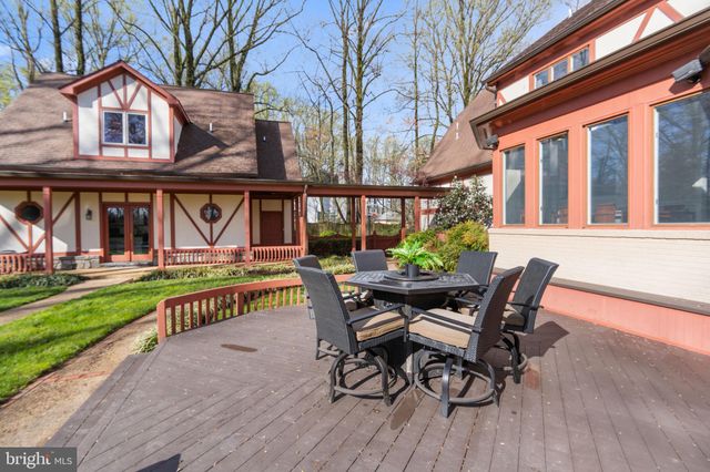 $2,600,000 | 1311 Summerwood Court, McLean, VA 22102