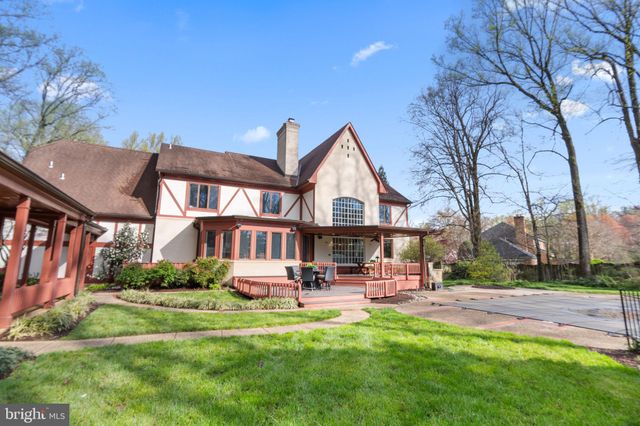 $2,600,000 | 1311 Summerwood Court, McLean, VA 22102