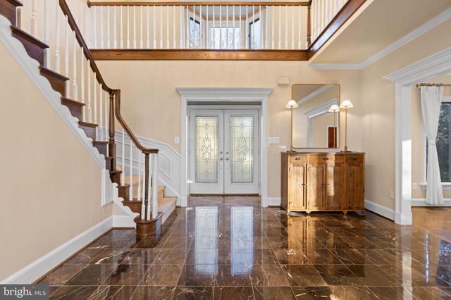 $2,600,000 | 1311 Summerwood Court, McLean, VA 22102