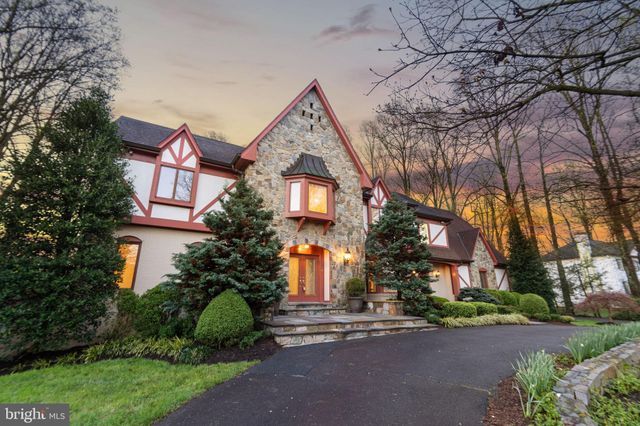 $2,600,000 | 1311 Summerwood Court, McLean, VA 22102