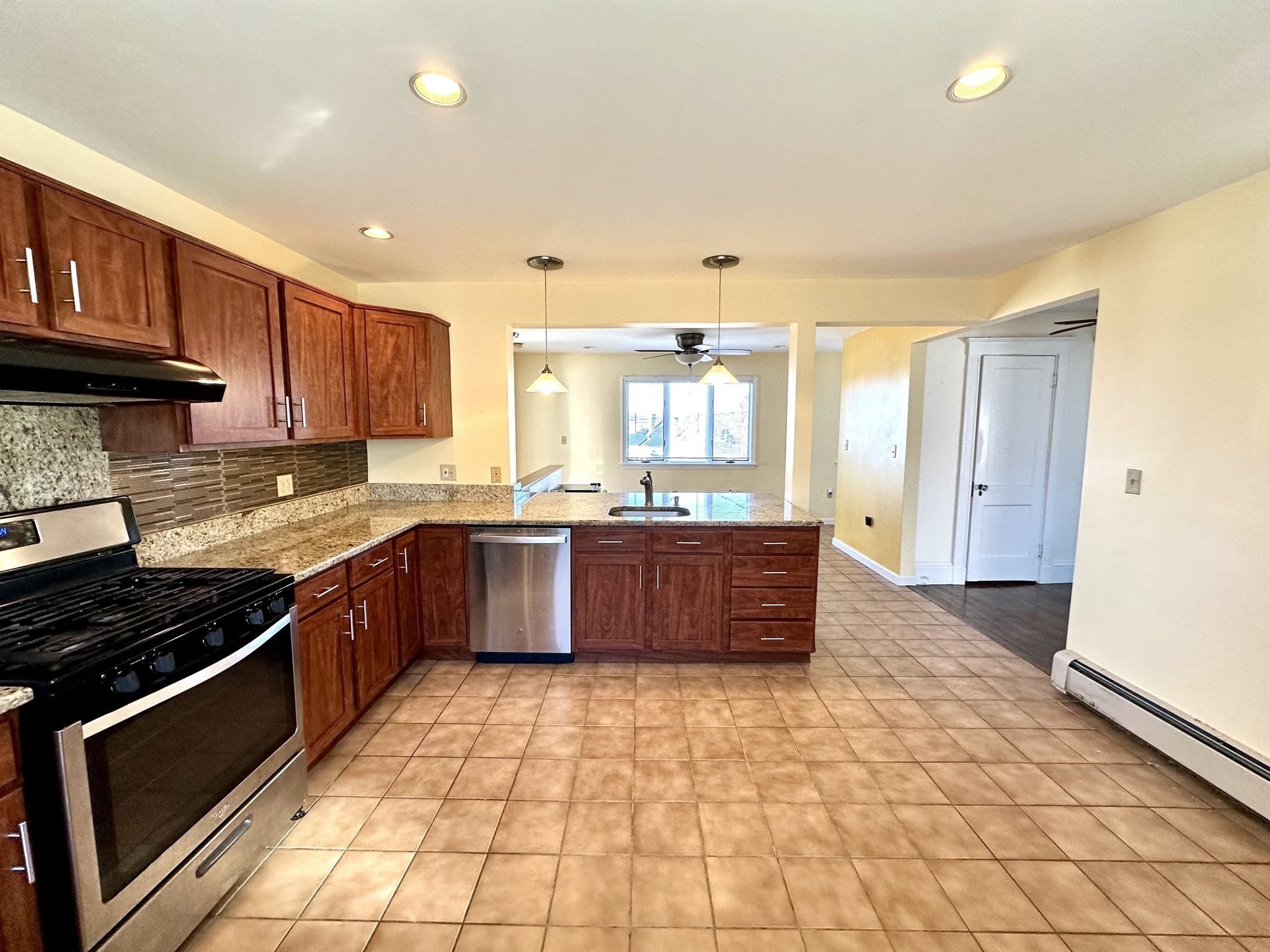 86 Palfrey Road, Unit 86 Belmont, MA 02478 - Photo 5 of 28 Gallery Image 5
