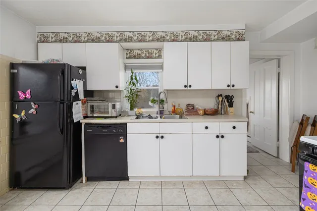 $749,000 | 156 Yeoman Avenue, Cranston, RI 02920