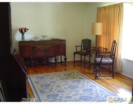 495 Halsey Road North Brunswick, NJ 08902 - Photo 5 of 8 Gallery Image 5