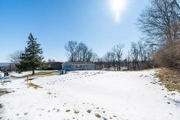 $210,000 | 561 Hawthorne Heights, Lawrenceburg, IN 47025