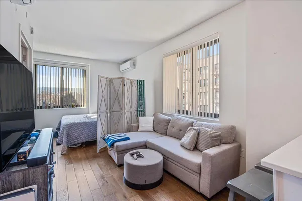 $399,000 | 87-22 51st Avenue, Unit 4H | Elmhurst