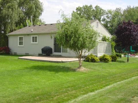 8835 East Pearson Road Utica, MI 48316 - Photo 8 of 9 693314-7.JPG