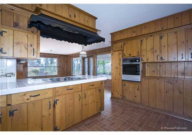 4359 Grace Road Bonita, CA 91902 - Photo 14 of 24 Gallery Image 14