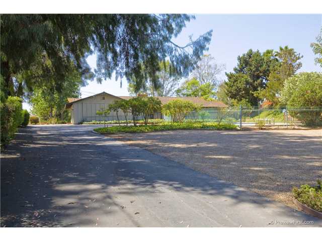 4359 Grace Road Bonita, CA 91902 - Photo 3 of 24 Gallery Image 3