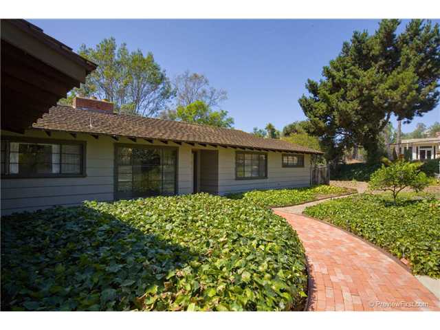 4359 Grace Road Bonita, CA 91902 - Photo 5 of 24 Gallery Image 5