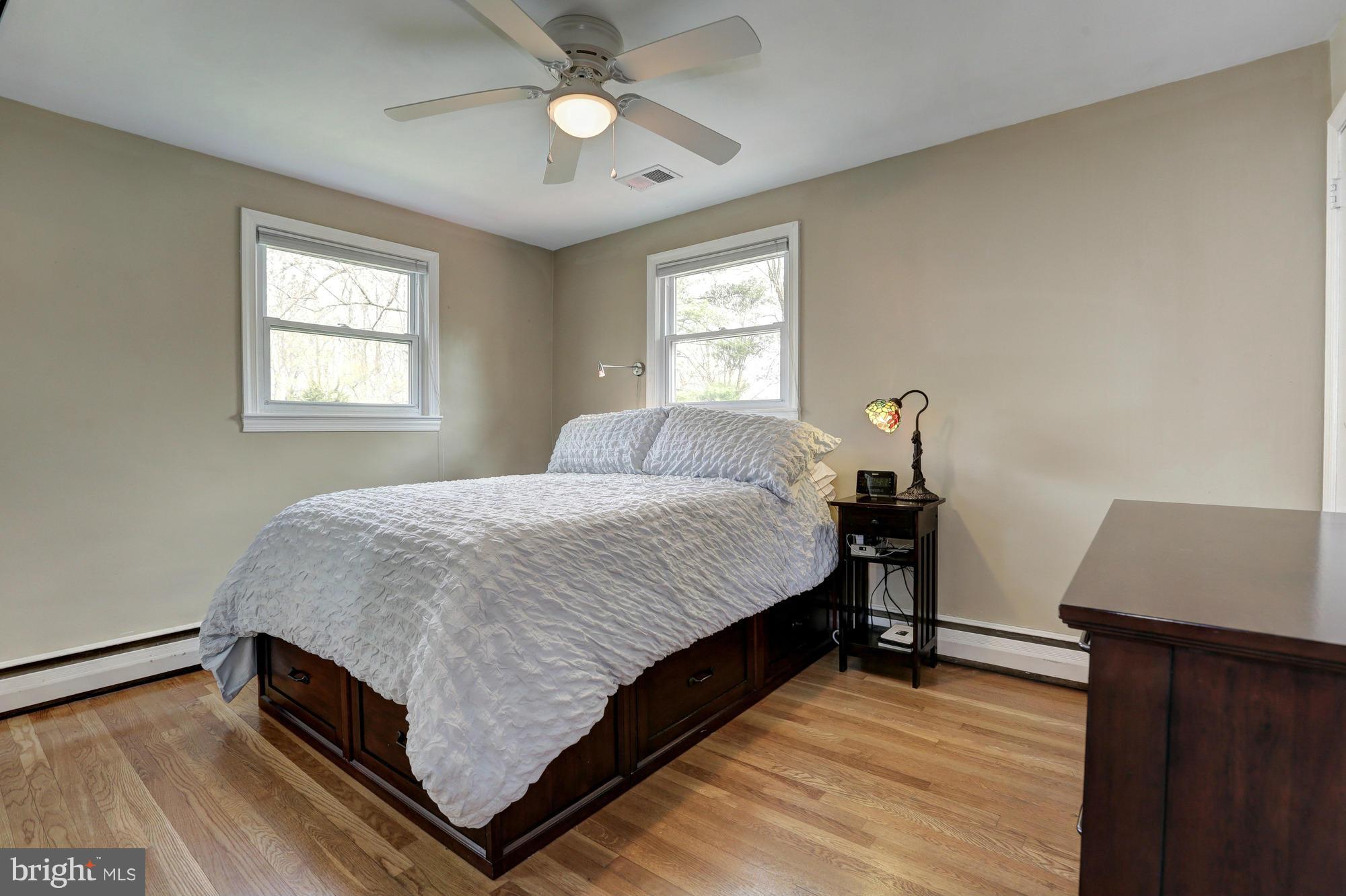 16921 Oak Hill Road Silver Spring, MD 20905 - Photo 13 of 30 Master bedroom with ceiling fan