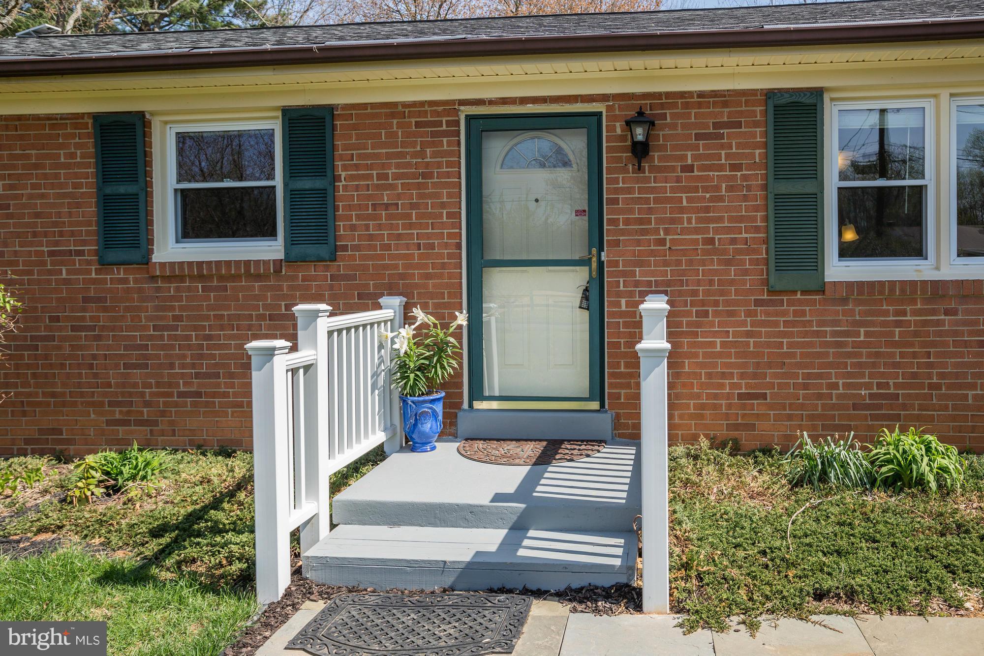 16921 Oak Hill Road Silver Spring, MD 20905 - Photo 3 of 30 Welcome Home to 16921 Oak Hill Road!