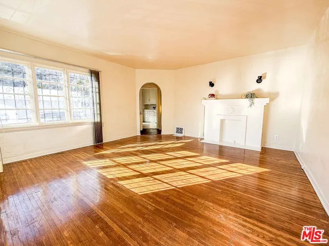 $1,450 | 3427 12th Avenue, Los Angeles, CA 90018