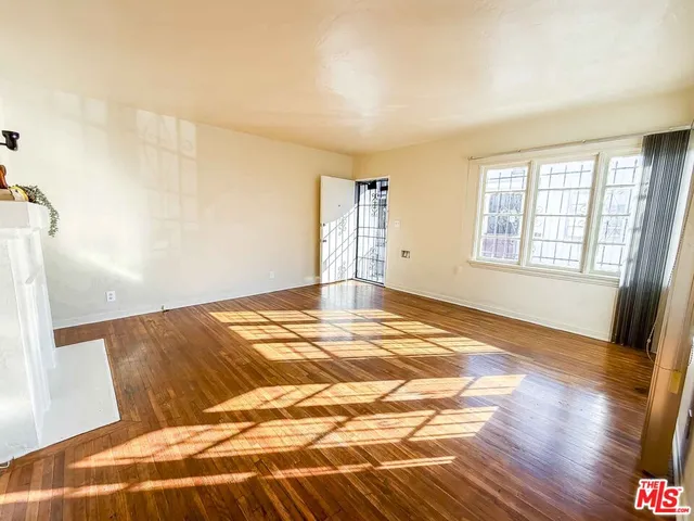 $1,450 | 3427 12th Avenue, Los Angeles, CA 90018