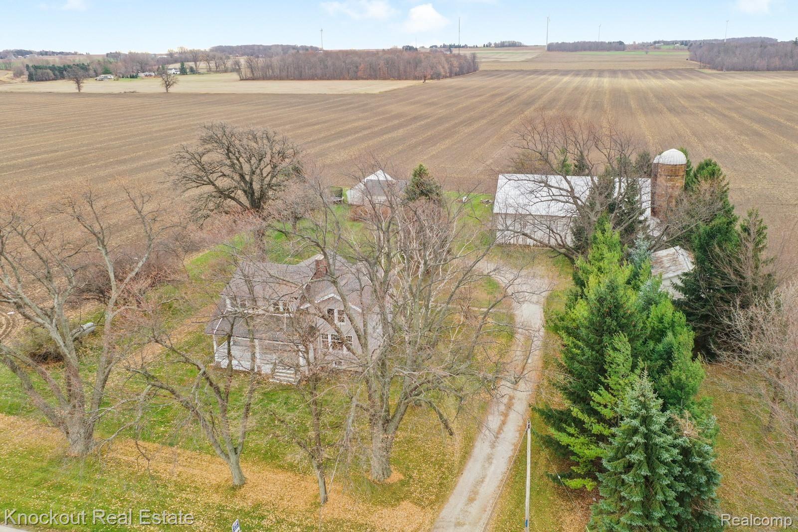 5161 Dixon Road Vassar, MI 48768 - Photo 52 of 68 5160 Dixon Vassar-67.jpg