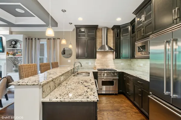 $4,700 | 1022 West Diversey Parkway, Unit 2, Chicago, IL 60614