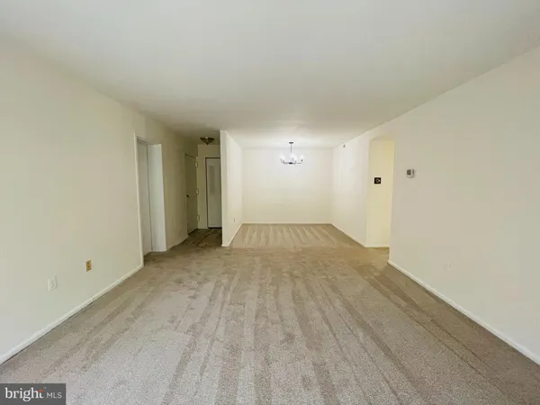 $2,400 | 2570 Riva Road, Unit 15C, Annapolis, MD 21401