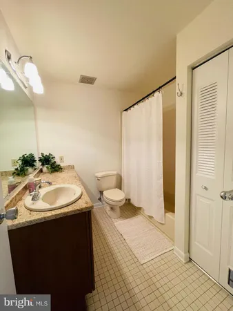 $2,400 | 2570 Riva Road, Unit 15C, Annapolis, MD 21401