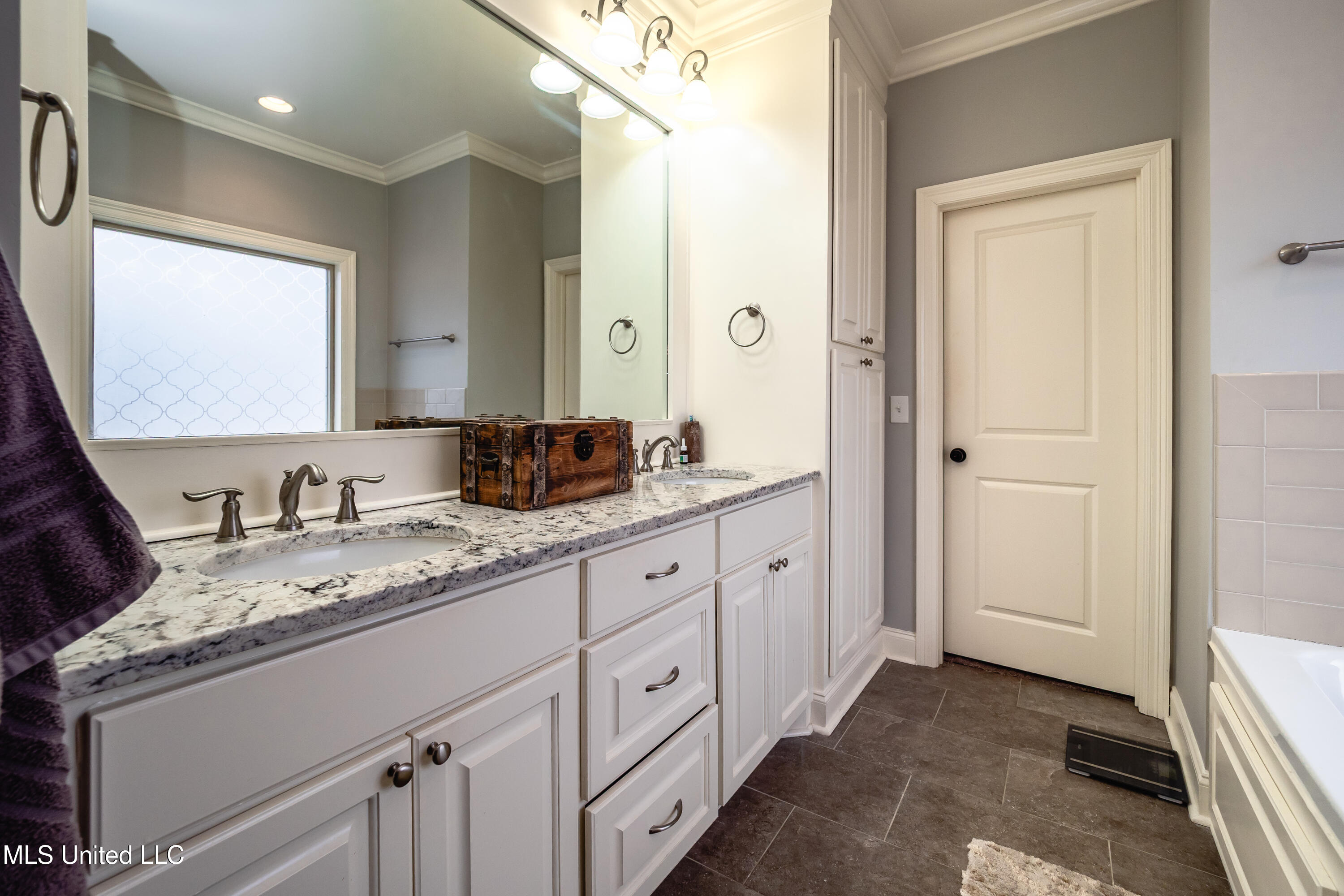 720 Adair Street Brandon, MS 39047 - Photo 12 of 28 P2030048