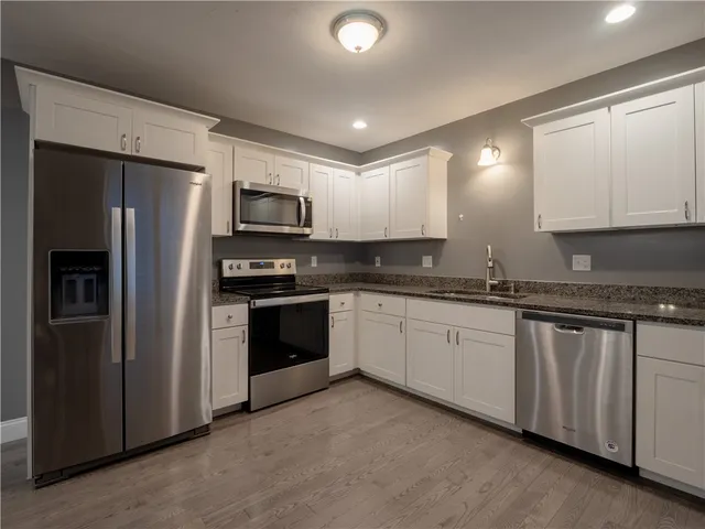 $360,000 | 7 Jupiter Lane, Unit E, Richmond, RI 02898