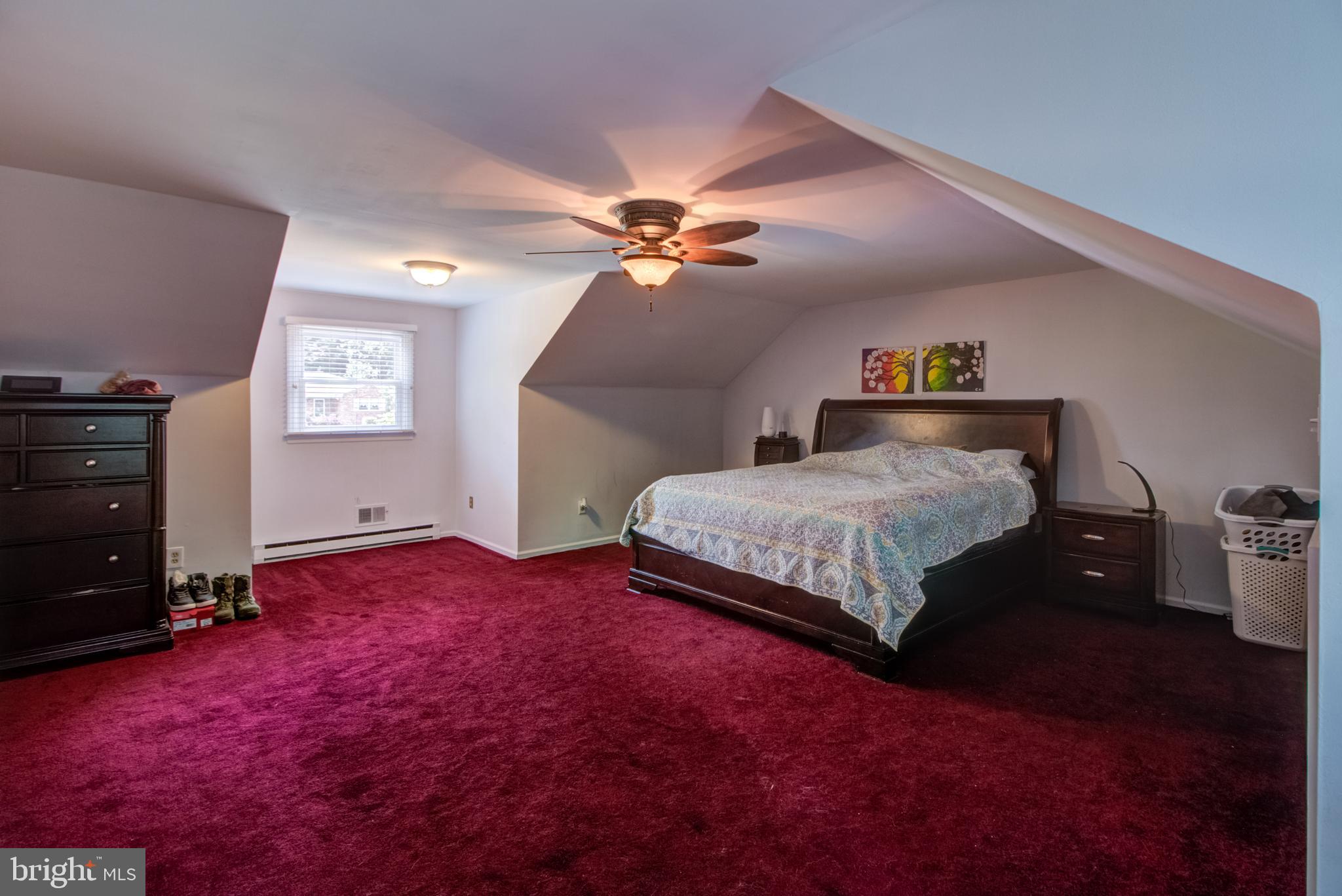18 Assiscunk Drive Columbus, NJ 08022 - Photo 18 of 36 Master Bedroom Upstairs