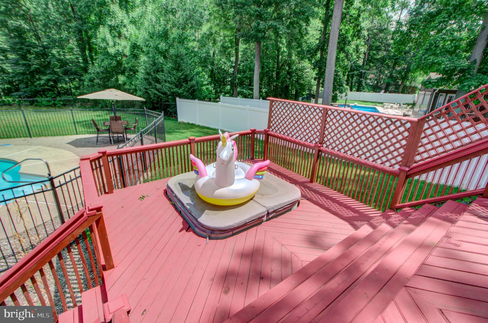 18 Assiscunk Drive Columbus, NJ 08022 - Photo 31 of 36 Second Lower Deck with Hot Tub