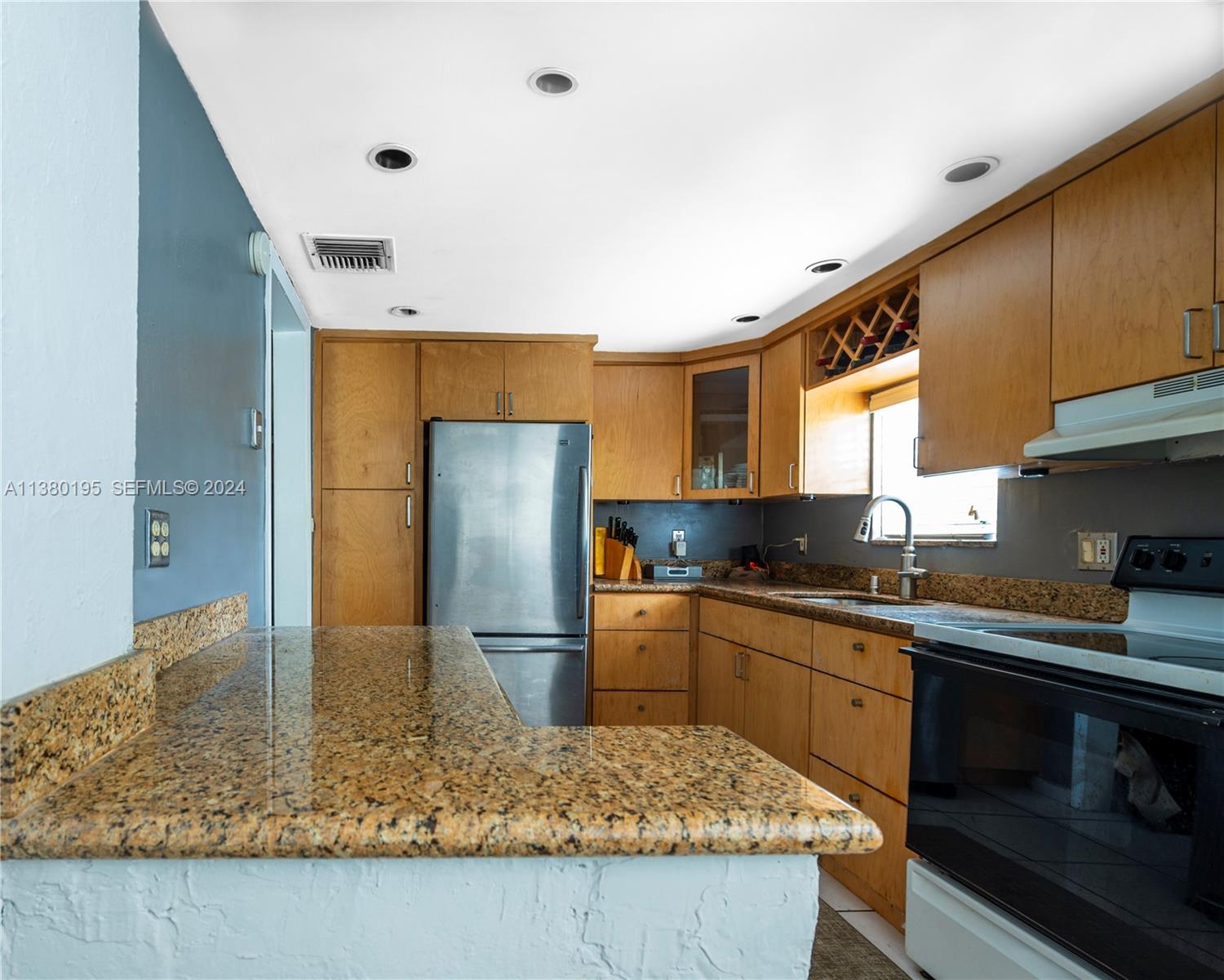 2018 Fletcher Street Hollywood, FL 33020 - Photo 16 of 27