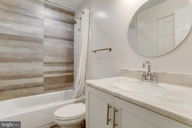 $5,000 | 5101 Redwing Drive, Alexandria, VA 22312