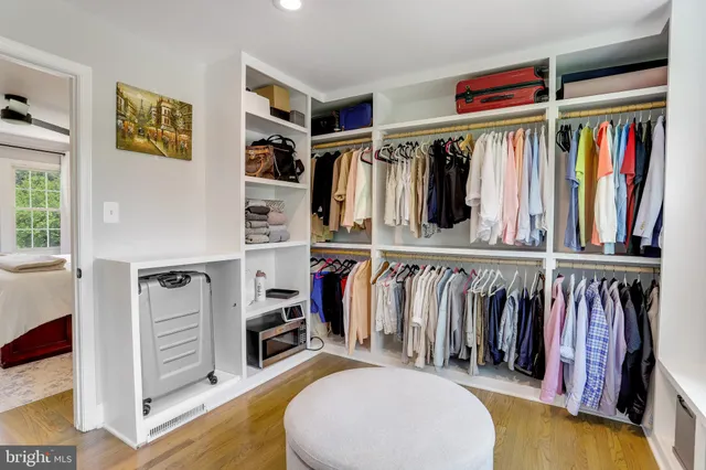 $5,000 | 5101 Redwing Drive, Alexandria, VA 22312