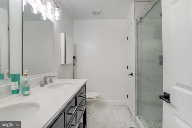 $5,000 | 5101 Redwing Drive, Alexandria, VA 22312