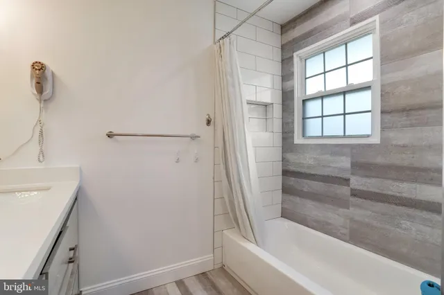 $5,000 | 5101 Redwing Drive, Alexandria, VA 22312