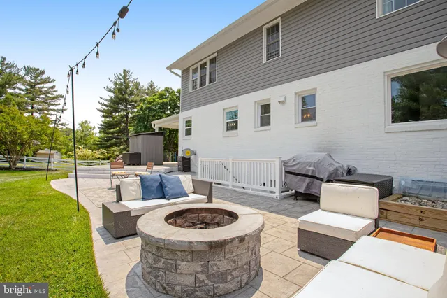 $5,000 | 5101 Redwing Drive, Alexandria, VA 22312