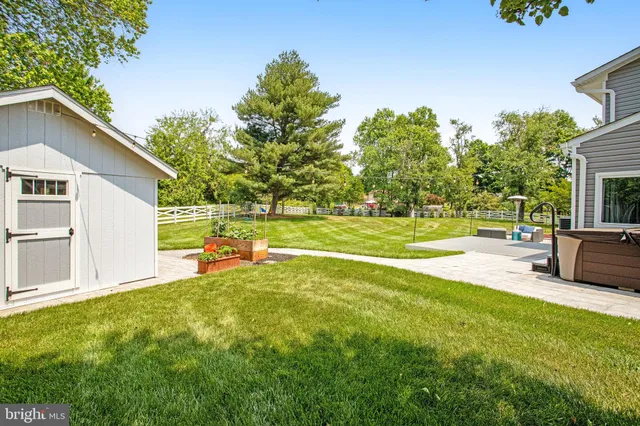 $5,000 | 5101 Redwing Drive, Alexandria, VA 22312