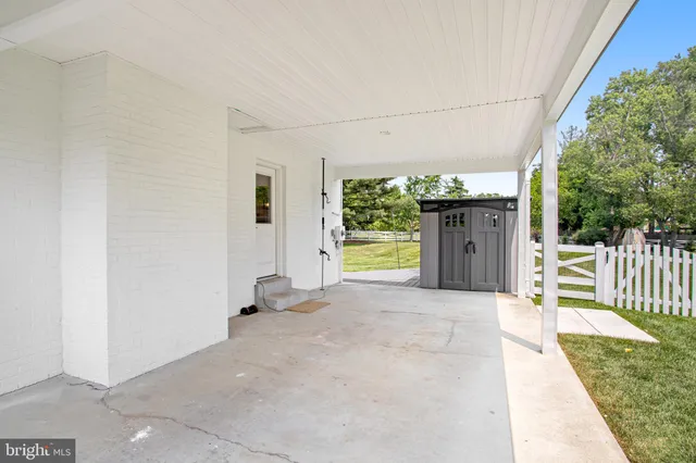 $5,000 | 5101 Redwing Drive, Alexandria, VA 22312