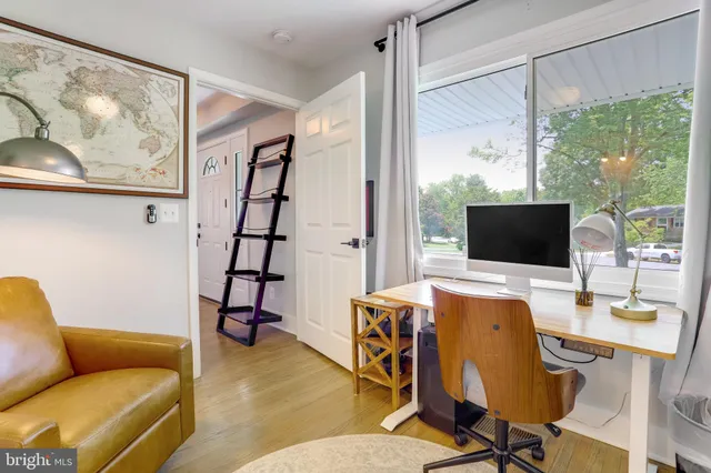 $5,000 | 5101 Redwing Drive, Alexandria, VA 22312