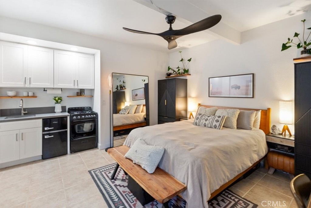 2207-2009 Apex Avenue Los Angeles, CA 90039 - Photo 39 of 64 Nice a snack or want to cook a meal, this newly remodel kitchen is perfect for modest living.