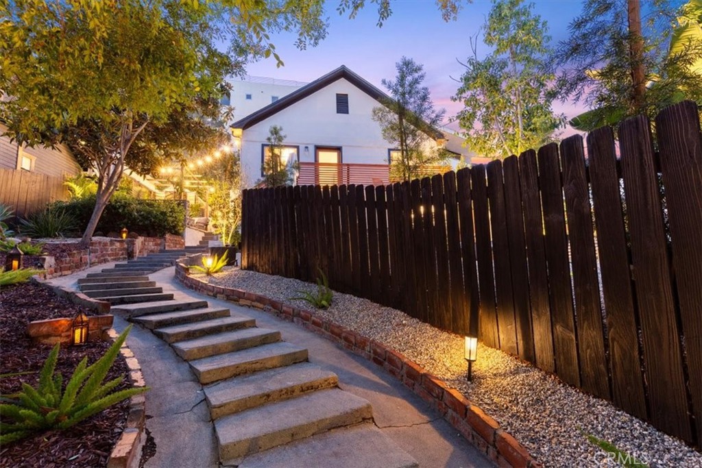 2207-2009 Apex Avenue Los Angeles, CA 90039 - Photo 51 of 64 Curved stairs gives the property a whimsical yet architecturally interesting visual.