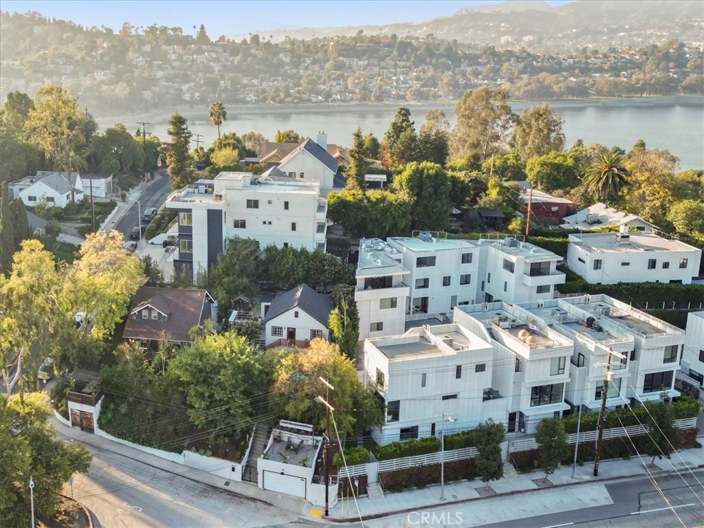 2207-2009 Apex Avenue Los Angeles, CA 90039 - Photo 64 of 64 Silverlake in the background with layer of light fog