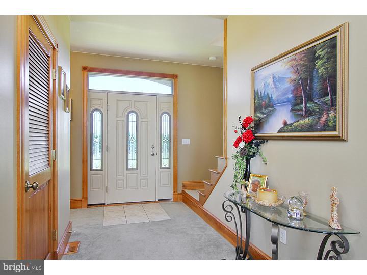 207 Earnest Garton Road Alloway, NJ 08302 - Photo 7 of 17 Foyer