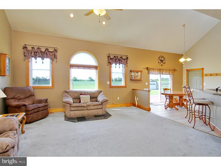207 Earnest Garton Road Alloway, NJ 08302 - Photo 8 of 17 Great Room
