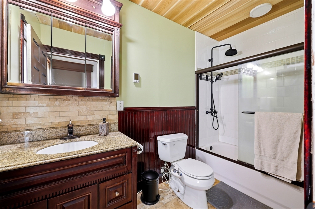 151 Bowdoin Street Springfield, MA 01109 - Photo 19 of 38
