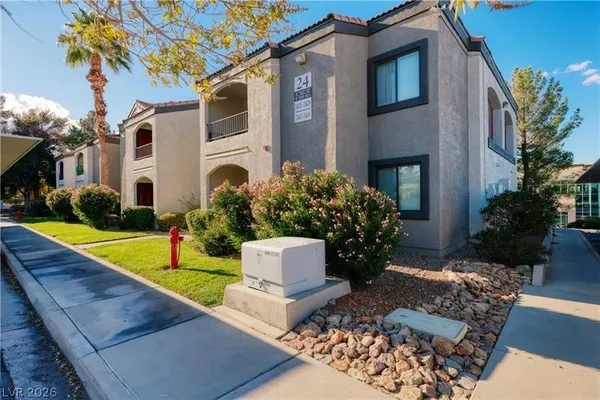 $225,000 | 950 Seven Hills Drive, Unit 2425, Henderson, NV 89052