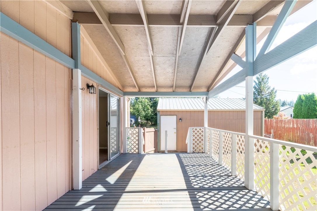 950 South Falcon Road Camano Island, WA 98282 - Photo 14 of 25 Gallery Image 14