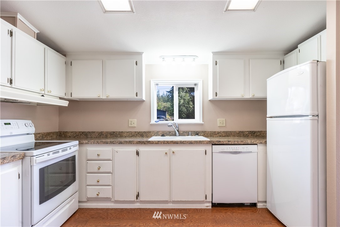 950 South Falcon Road Camano Island, WA 98282 - Photo 17 of 25 Gallery Image 17