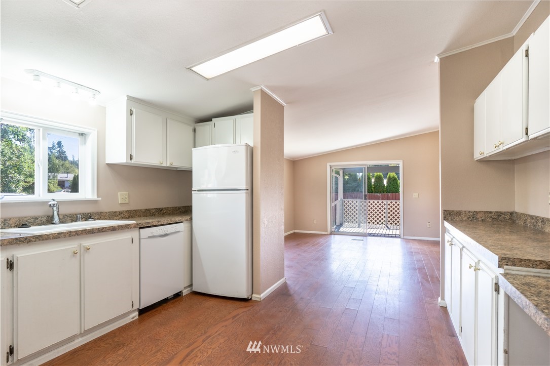 950 South Falcon Road Camano Island, WA 98282 - Photo 7 of 25 Gallery Image 7